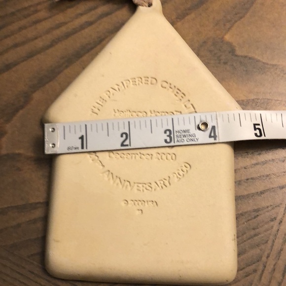 Vintage Pampered Chef 20th anniversary stoneware shortbread pan - Picture 4 of 5